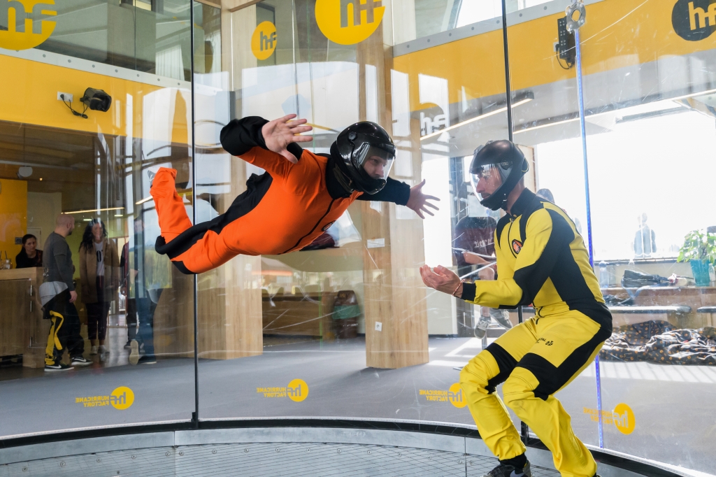 WIND TUNNEL CAMP OR HOW WE TRAIN FOR SKYDIVING INDOORS